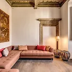 Piazza Farnese Exclusive View 2 Bedroom En Suite